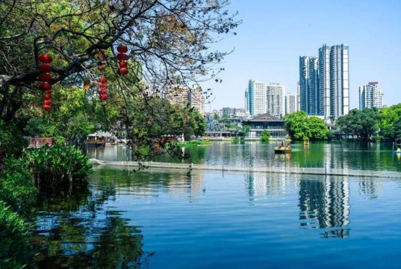 尋找中國(guó)zui“綠”城市 人均綠地面積第一是誰？